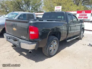 2012 Chevrolet Silverado 1500 LT with VIN 1GCRCSE09CZ225214, listed as a IAAI auction lot 41843886 with 217,491 mi miles. Bid and sale history available at carsss.com. Image 4.