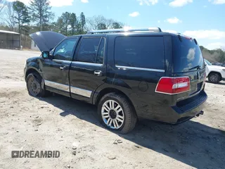 2007 Lincoln Navigator z VIN 5LMFU28547LJ15910, wystawiony jako IAAI lot #41851252 z przebiegiem 296 145 mil mil oraz . Historia ofert i sprzedaży dostępna na DreamBid. Obrazek 3.