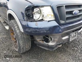 2006 Ford F-150 XLT with VIN 1FTPX14546FA19856, listed as a IAAI auction lot 41725547 with 176,273 mi miles. Bid and sale history available at carsss.com. Image 6.