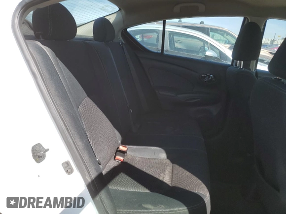 2016 Nissan Versa SV z VIN 3N1CN7AP6GL845096, wystawiony jako Copart lot #57167385 z przebiegiem 219 374 mil mil oraz Szkoda całkowita • Salvage title. Historia ofert i sprzedaży dostępna na DreamBid. Obrazek 10.