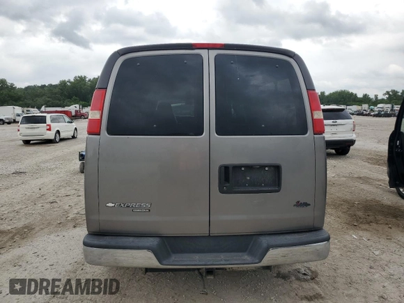 2007 Chevrolet Express Passenger with VIN 1GAHG39U771237121, listed as a Copart auction lot 60245775 with 187,005 mi miles and Salvage title. Bid and sale history available at DreamBid. Image 6.