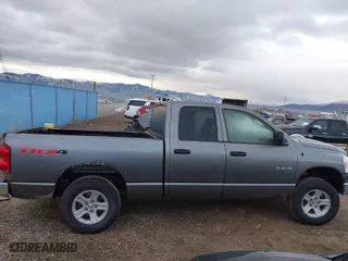 2008 Dodge Ram 1500 SLT with VIN 1D7HU18258J205828, listed as a IAAI auction lot 41825878 with 293,038 mi miles. Bid and sale history available at carsss.com. Image 13.