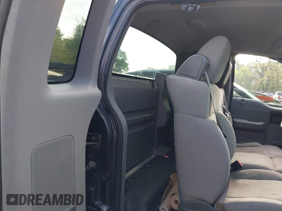 2008 Ford F-150 XL with VIN 1FTRF12268KF03798, listed as a IAAI auction lot 42030835 with 202,239 mi miles. Bid and sale history available at carsss.com. Image 8.