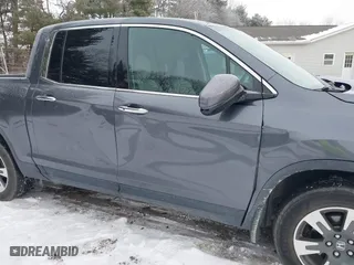 2017 Honda Ridgeline RTL-E with VIN 5FPYK3F75HB035253, listed as a IAAI auction lot 41292668 with 115,581 mi miles. Bid and sale history available at carsss.com. Image 19.