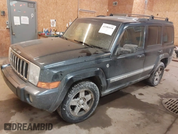 2010 Jeep Commander Sport z VIN 1J4RG4GT4AC139097, wystawiony jako IAAI lot #41080018 z przebiegiem 214 735 mil mil oraz . Historia ofert i sprzedaży dostępna na DreamBid. Obrazek 2.