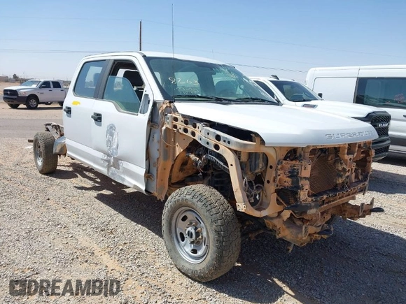 2019 Ford Super Duty F-250 SRW XL with VIN 1FD7W2B61KEF57849, listed as a IAAI auction lot 42026983 with 1 mi miles. Bid and sale history available at carsss.com. Image 1.