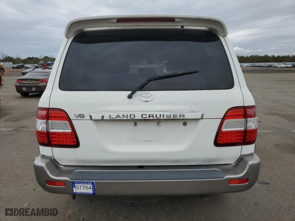 2006 Toyota Land Cruiser with VIN JTEHT05J162092353, listed as a Copart auction lot 52957305 with 233,005 mi miles and Salvage Title. Bid and sale history available at carsss.com. Image 6.
