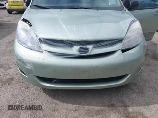 2007 Toyota Sienna CE with VIN 5TDZK23C37S024805, listed as a IAAI auction lot 41830473 with 176,629 mi miles. Bid and sale history available at carsss.com. Image 17.