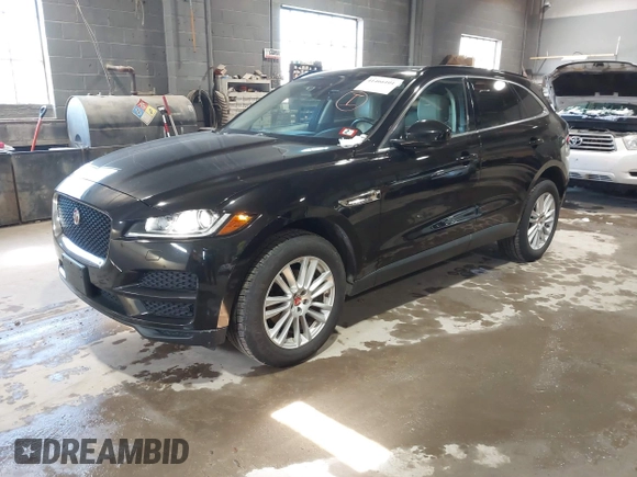2020 Jaguar F-Pace 25t Prestige z VIN SADCK2FX0LA646522, wystawiony jako IAAI lot #41466101 z przebiegiem 44 180 mil mil oraz . Historia ofert i sprzedaży dostępna na DreamBid. Obrazek 2.