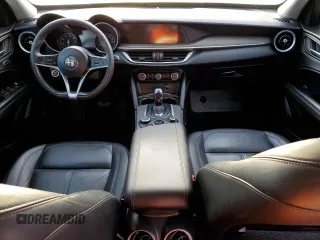 2018 Alfa Romeo Stelvio Ti z VIN ZASFAKBN3J7B72146, wystawiony jako Copart lot #86380384 z przebiegiem Nie podano mil oraz Szkoda całkowita • Salvage title. Historia ofert i sprzedaży dostępna na DreamBid. Obrazek 8.