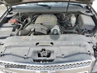 2013 Chevrolet Tahoe LT z VIN 1GNSCBE02DR364014, wystawiony jako Copart lot #57785315 z przebiegiem 149 977 mil mil oraz Szkoda całkowita • Salvage title. Historia ofert i sprzedaży dostępna na DreamBid. Obrazek 12.