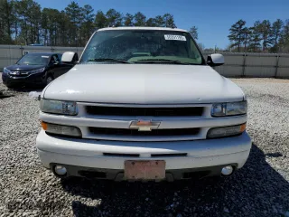 2004 Chevrolet Tahoe LT with VIN 1GNEK13ZX4R311878, listed as a Copart auction lot 50291195 with 271,586 mi miles and Salvage Title. Bid and sale history available at carsss.com. Image 5.