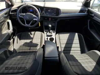 2022 Volkswagen Jetta Sport z VIN 3VWBM7BU6NM019059, wystawiony jako Copart lot #56427015 z przebiegiem 17 422 mil mil oraz Czysty tytuł • Clean title. Historia ofert i sprzedaży dostępna na DreamBid. Obrazek 8.