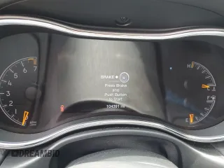2019 Jeep Grand Cherokee Upland с VIN 1C4RJFAG1KC847291, выставлен на аукционе Copart как лот 61921665 с пробегом 104 391 миль миль и Списание • Salvage title. История ставок и продаж доступна на DreamBid. Изображение 9.