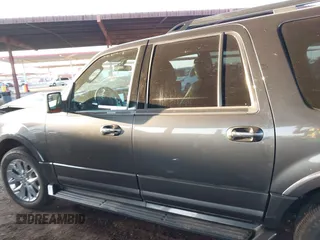 2017 Ford Expedition Max Limited z VIN 1FMJK2AT1HEA62133, wystawiony jako IAAI lot #42620755 z przebiegiem 174 661 mil mil oraz . Historia ofert i sprzedaży dostępna na DreamBid. Obrazek 14.