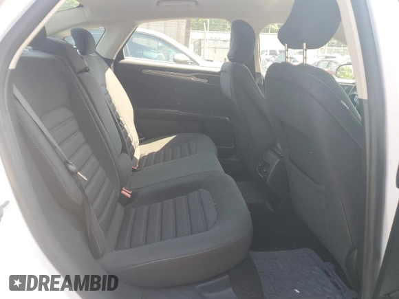 2017 Ford Fusion SE z VIN 3FA6P0H73HR112476, wystawiony jako Copart lot #62946945 z przebiegiem 33 907 mil mil oraz Szkoda całkowita • Salvage title. Historia ofert i sprzedaży dostępna na DreamBid. Obrazek 10.