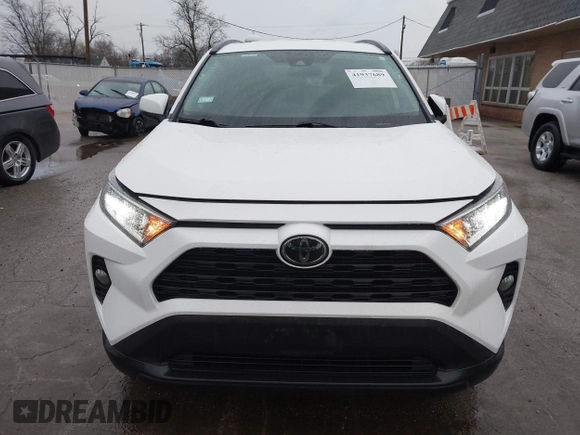 2020 Toyota RAV4 XLE with VIN 2T3P1RFV6LC069327, listed as a IAAI auction lot 41937689 with 52,723 mi miles. Bid and sale history available at carsss.com. Image 12.