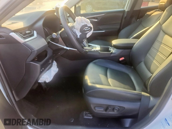 2022 Toyota RAV4 XLE Premium with VIN 2T3A1RFV7NW267132, listed as a Copart auction lot 57172245 with 21,350 mi miles and Salvage title. Bid and sale history available at DreamBid. Image 7.
