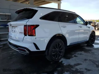 2021 Kia Sorento SX with VIN 5XYRK4LF7MG037085, listed as a Copart auction lot 48040225 with 62,293 mi miles and Non Repairable. Bid and sale history available at carsss.com. Image 3.