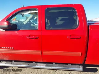 2009 Chevrolet Silverado 1500 LTZ with VIN 3GCEK33M09G192755, listed as a IAAI auction lot 41015399 with 122,851 mi miles. Bid and sale history available at carsss.com. Image 14.