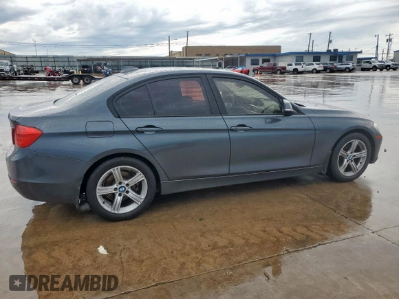 2013 BMW 3 Series 328i z VIN WBA3A5G53DNP19533, wystawiony jako Copart lot #55752525 z przebiegiem 92 472 mil mil oraz Szkoda całkowita • Salvage title. Historia ofert i sprzedaży dostępna na DreamBid. Obrazek 3.