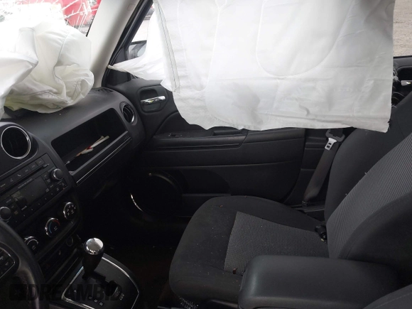 2016 Jeep Patriot High Altitude with VIN 1C4NJPFAXGD582316, listed as a IAAI auction lot 42040774 with 97,148 mi miles and . Bid and sale history available at carsss.com. Image 5.