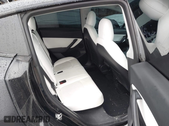 2022 Tesla Model Y Performance z VIN 7SAYGDEF4NF350696, wystawiony jako IAAI lot #41662924 z przebiegiem 36 747 mil mil oraz . Historia ofert i sprzedaży dostępna na DreamBid. Obrazek 8.