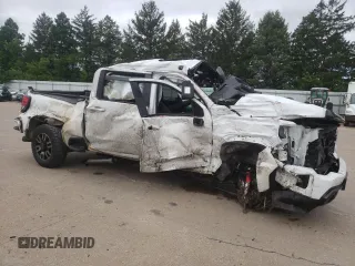 2022 GMC Sierra 3500HD AT4 z VIN 1GT49VEY3NF230736, wystawiony jako Copart lot #65454534 z przebiegiem Nie podano mil oraz Nie do naprawy • Non repairable. Historia ofert i sprzedaży dostępna na DreamBid. Obrazek 4.