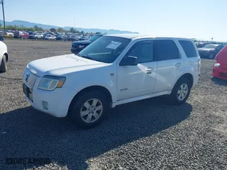 2008 Mercury Mariner with VIN 4M2CU91178KJ51960, listed as a IAAI auction lot 41982665 with 136,958 mi miles. Bid and sale history available at carsss.com. Image 2.