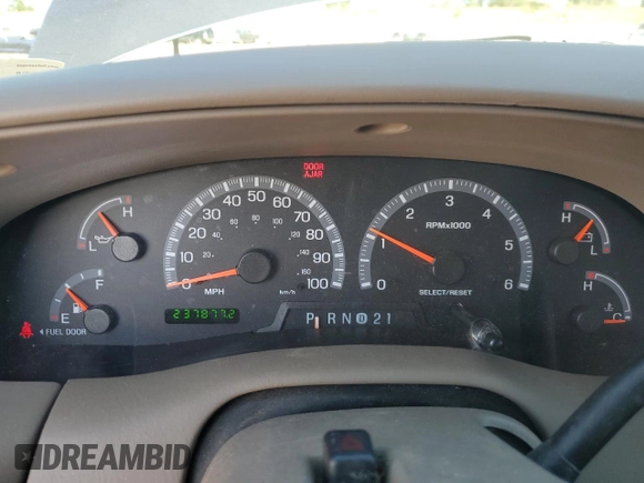 2002 Ford F-150 XLT with VIN 1FTRW08682KB83024, listed as a Copart auction lot 73607324 with 237,877 mi miles and Salvage Title. Bid and sale history available at carsss.com. Image 9.
