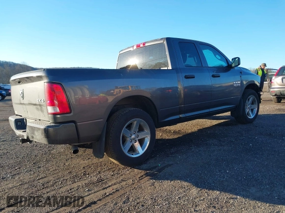 2018 Ram 1500 Express with VIN 1C6RR7FG3JS129258, listed as a IAAI auction lot 41785815 with 69,455 mi miles. Bid and sale history available at carsss.com. Image 4.