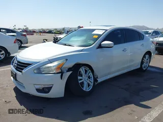 2014 Nissan Altima SL z VIN 1N4BL3AP9EC173704, wystawiony jako IAAI lot #42300470 z przebiegiem 139 036 mil mil oraz . Historia ofert i sprzedaży dostępna na DreamBid. Obrazek 17.