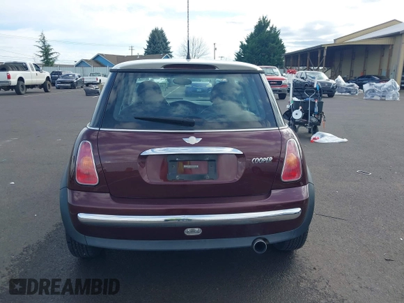 2003 MINI Hardtop with VIN WMWRC33493TC45557, listed as a IAAI auction lot 41868476 with 114,848 mi miles and . Bid and sale history available at DreamBid. Image 17.