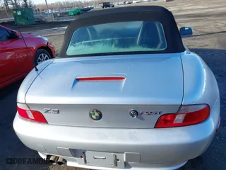 2001 BMW Z3 2.5i with VIN WBACN33461LM03363, listed as a IAAI auction lot 41883292 with 184,957 mi miles. Bid and sale history available at carsss.com. Image 8.