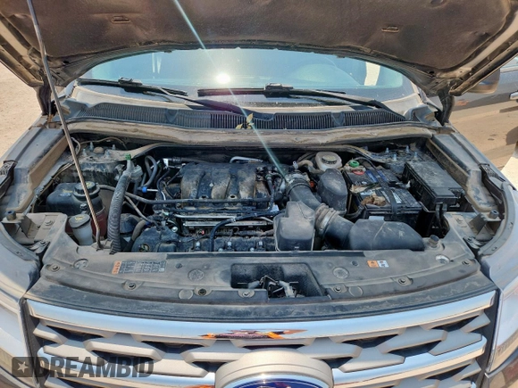 2018 Ford Explorer XLT z VIN 1FM5K7D83JGA55572, wystawiony jako Copart lot #61213325 z przebiegiem 46 128 mil mil oraz Szkoda całkowita • Salvage title. Historia ofert i sprzedaży dostępna na DreamBid. Obrazek 12.