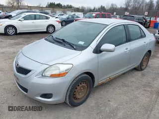 2010 Toyota Yaris с VIN JTDBT4K3XA4063583, выставлен на аукционе IAAI как лот 41943972 с пробегом 170 729 миль миль и . История ставок и продаж доступна на DreamBid. Изображение 2.