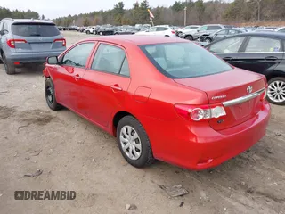 2013 Toyota Corolla L with VIN 2T1BU4EE0DC964375, listed as a IAAI auction lot 41656985 with 131,171 mi miles. Bid and sale history available at carsss.com. Image 3.