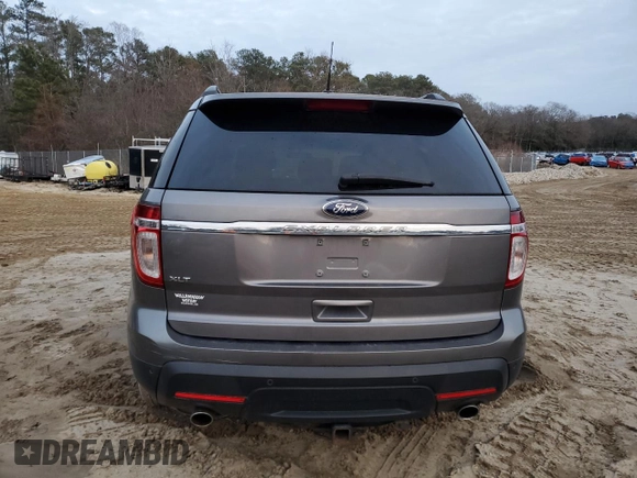 2014 Ford Explorer XLT with VIN 1FM5K7D83EGB22273, listed as a Copart auction lot 83328454 with 136,003 mi miles and Salvage Title. Bid and sale history available at carsss.com. Image 6.