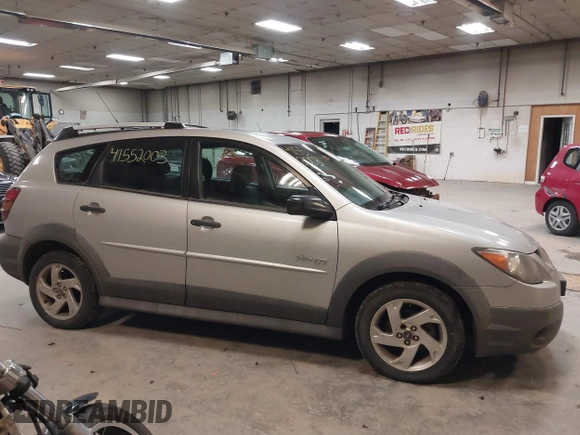 2004 Pontiac Vibe GT with VIN 5Y2SN62L94Z459646, listed as a IAAI auction lot 41552003 with 174,045 mi miles. Bid and sale history available at carsss.com. Image 14.