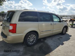 2011 Chrysler Town & Country Limited z VIN 2A4RR6DG5BR746552, wystawiony jako Copart lot #56215685 z przebiegiem 143 505 mil mil oraz Szkoda całkowita • Salvage title. Historia ofert i sprzedaży dostępna na DreamBid. Obrazek 3.