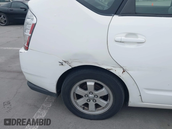 2004 Toyota Prius with VIN JTDKB22U640049837, listed as a IAAI auction lot 42033704 with 160,028 mi miles and . Bid and sale history available at DreamBid. Image 20.