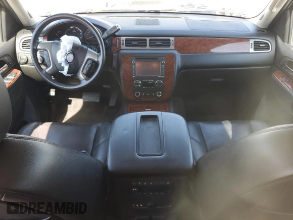 2014 Chevrolet Tahoe LTZ with VIN 1GNSKCE03ER201981, listed as a Copart auction lot 56421125 with 173,710 mi miles and Salvage title. Bid and sale history available at DreamBid. Image 8.