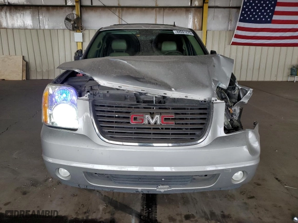 2007 GMC Yukon SLT with VIN 1GKFC13J87J102747, listed as a Copart auction lot 44591275 with 172,697 mi miles and Salvage Title. Bid and sale history available at carsss.com. Image 5.
