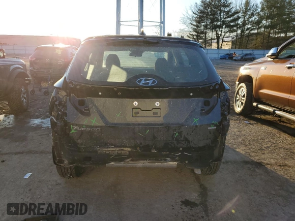 2024 Hyundai Tucson SE with VIN 5NMJACDE2RH415570, listed as a Copart auction lot 42747935 with 4,072 mi miles and Salvage Title. Bid and sale history available at carsss.com. Image 6.