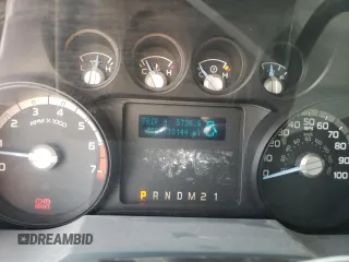 2012 Ford F-250 XL z VIN 1FDBF2A63CEA75803, wystawiony jako Copart lot #48637445 z przebiegiem 118 144 mil mil oraz Szkoda całkowita • Salvage title. Historia ofert i sprzedaży dostępna na DreamBid. Obrazek 9.