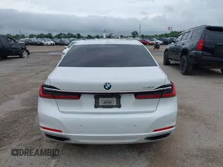 2020 BMW 7 Series 740i z VIN WBA7T2C07LCE11573, wystawiony jako IAAI lot #42474689 z przebiegiem 63 015 mil mil oraz . Historia ofert i sprzedaży dostępna na DreamBid. Obrazek 16.