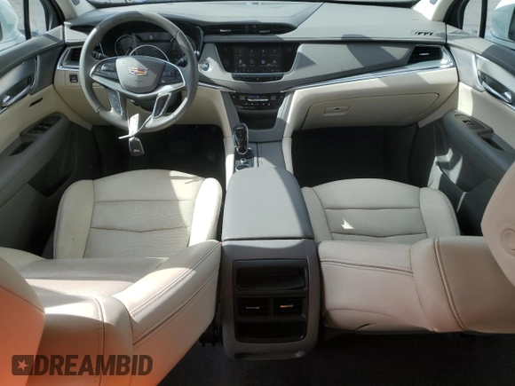 2021 Cadillac XT5 FWD Premium Luxury with VIN 1GYKNCRS0MZ110560, listed as a Copart auction lot 52779575 with 44,559 mi miles and Salvage title. Bid and sale history available at DreamBid. Image 8.