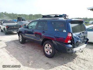2004 Toyota 4Runner Limited with VIN JTEBU17R348016087, listed as a IAAI auction lot 41968056 with 189,557 mi miles. Bid and sale history available at carsss.com. Image 3.