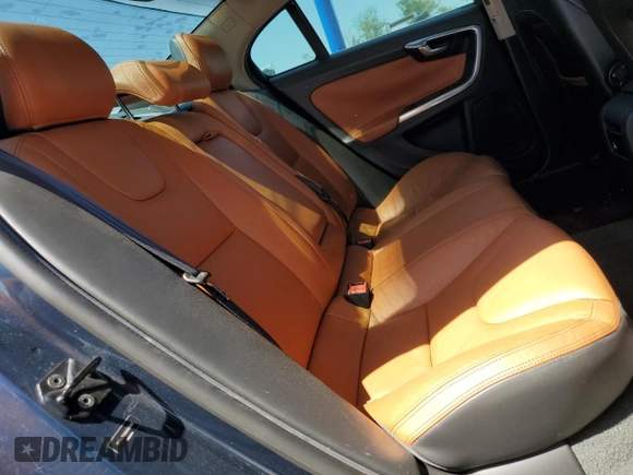 2013 Volvo S60 T5 Premier with VIN YV1612FS5D2208052, listed as a Copart auction lot 52948905 with 113,263 mi miles and Clean Title. Bid and sale history available at carsss.com. Image 10.