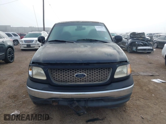 2000 Ford F-150 XL with VIN 1FTRX17L4YKB03771, listed as a IAAI auction lot 41668491 with 1 mi miles. Bid and sale history available at carsss.com. Image 12.